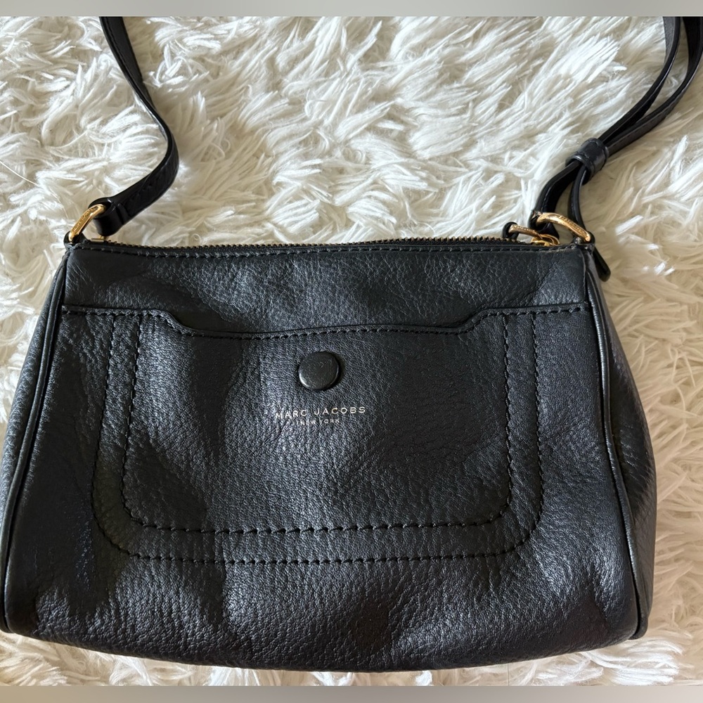 Marc Jacobs Black Pebbled Leather Crossbody